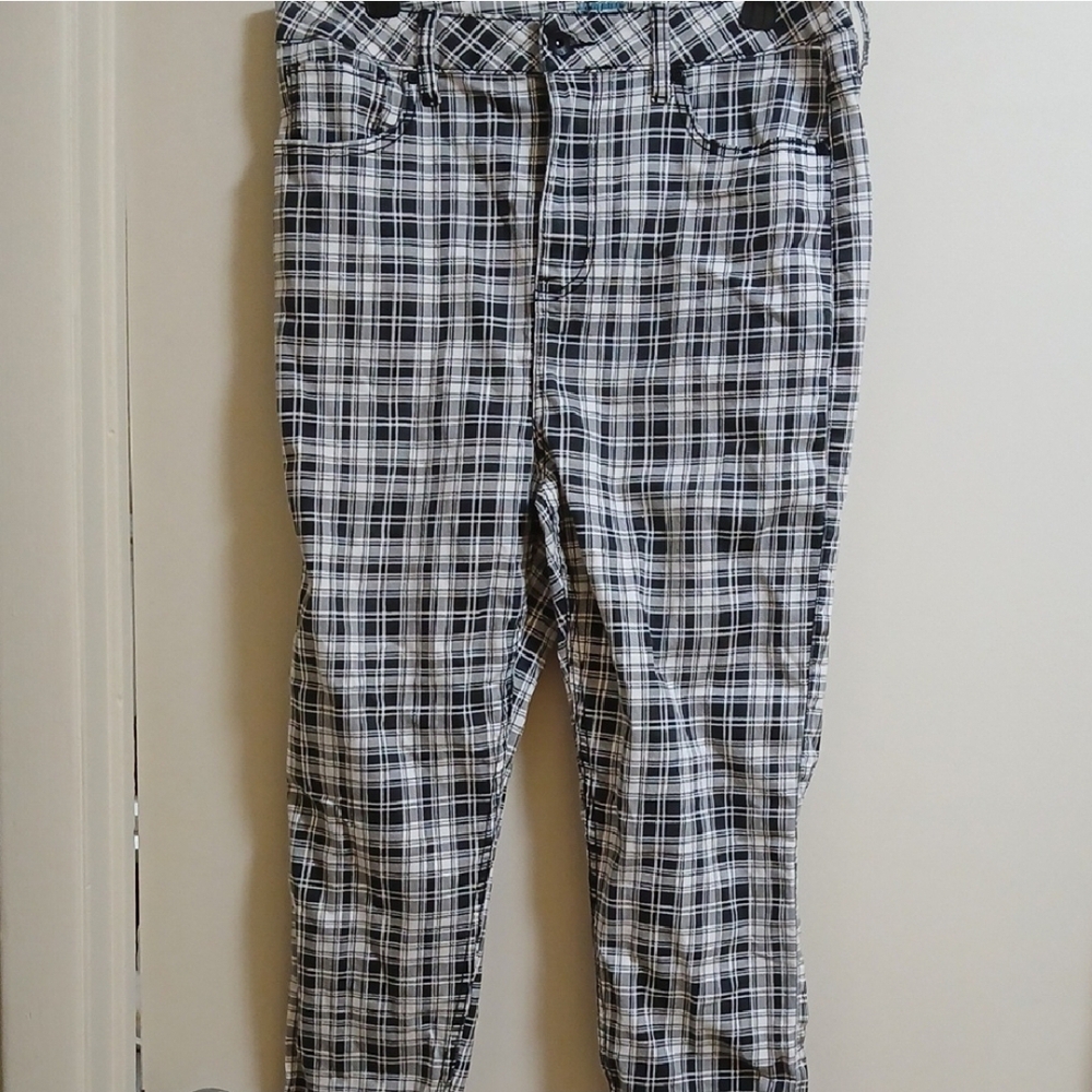 Hot Topic Plaid High Rise Jeans